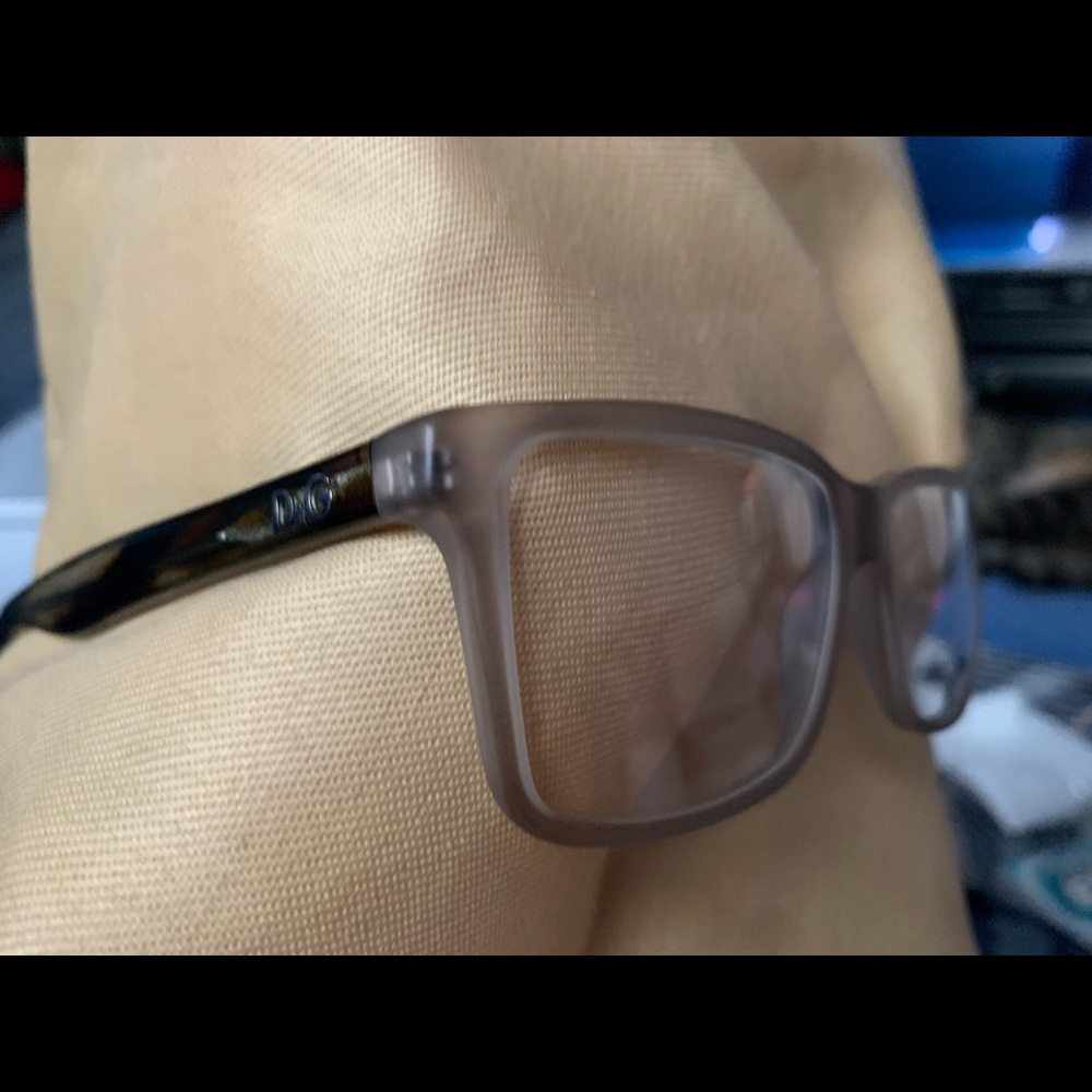 Does not include case - Picture 3 of 3